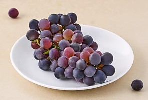 Black Seedless - Grapes
